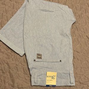 Terra and Sky  plus size capri jegging